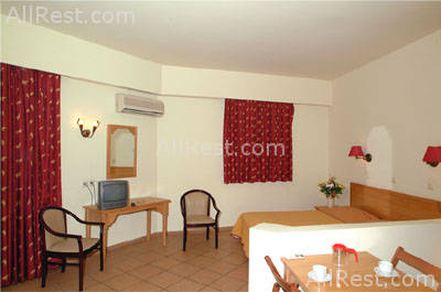 Steris Beach Hotel 5